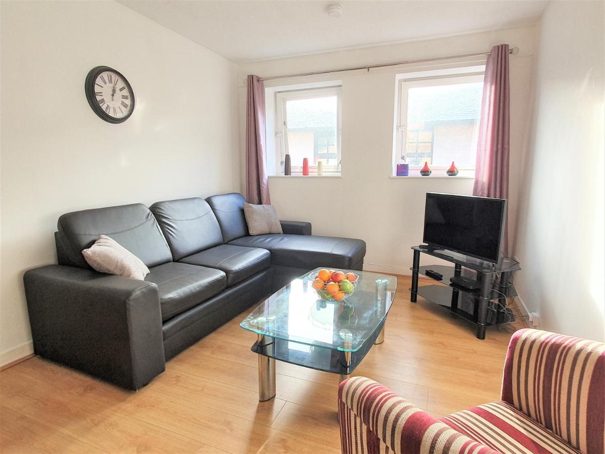 Modern One Bedroom Apt - City Centre & Freeparking Glasgow Luaran gambar